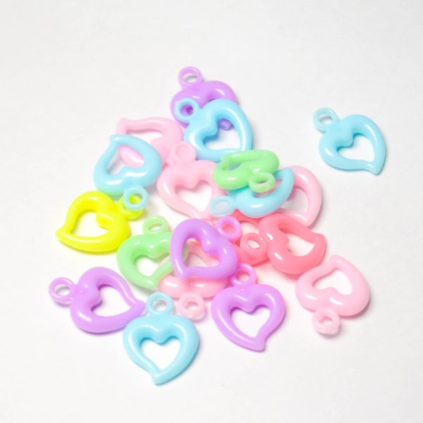 Figuras Acrílicas de colores Corazones Dijes