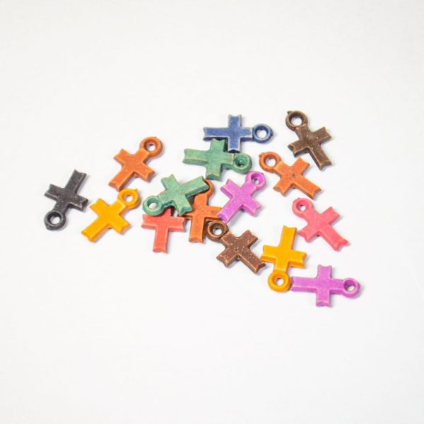 Cruces de colores  pequeñas