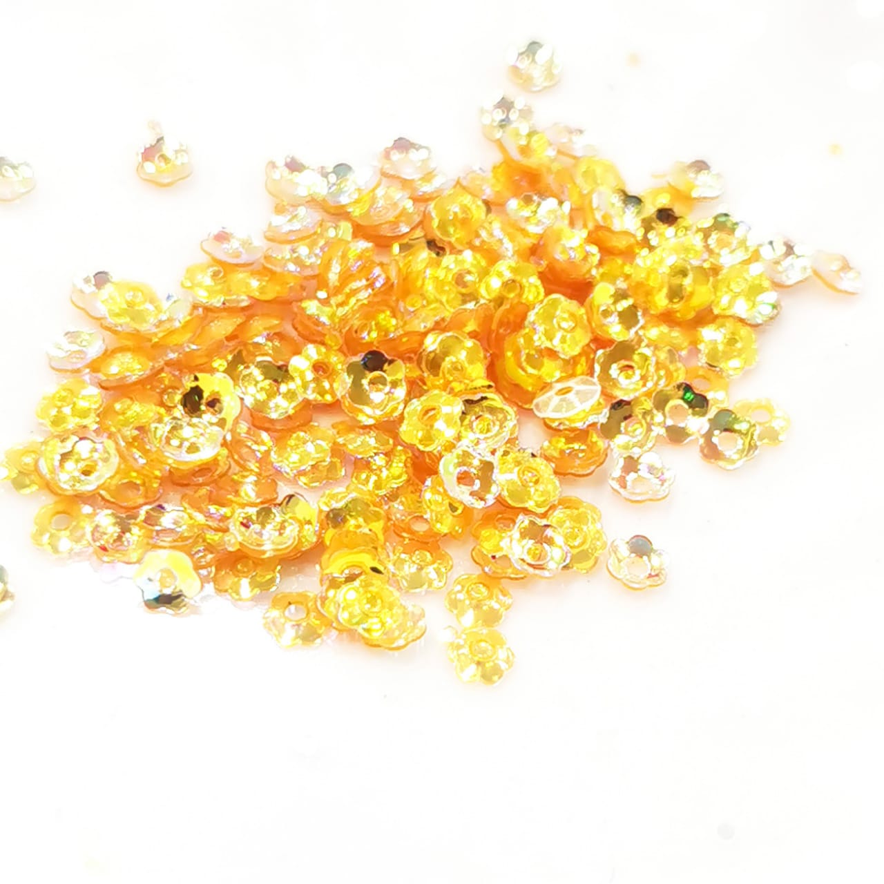 Flor Blanca 4MM JP (AE)